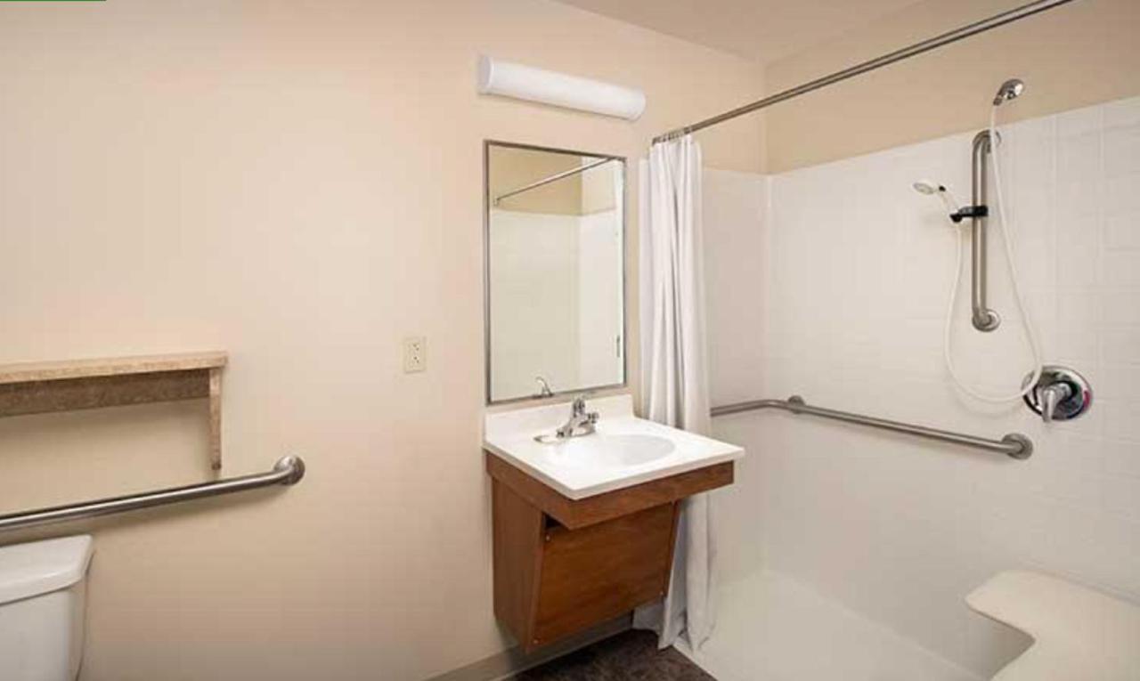 Hotel Woodspring 2*