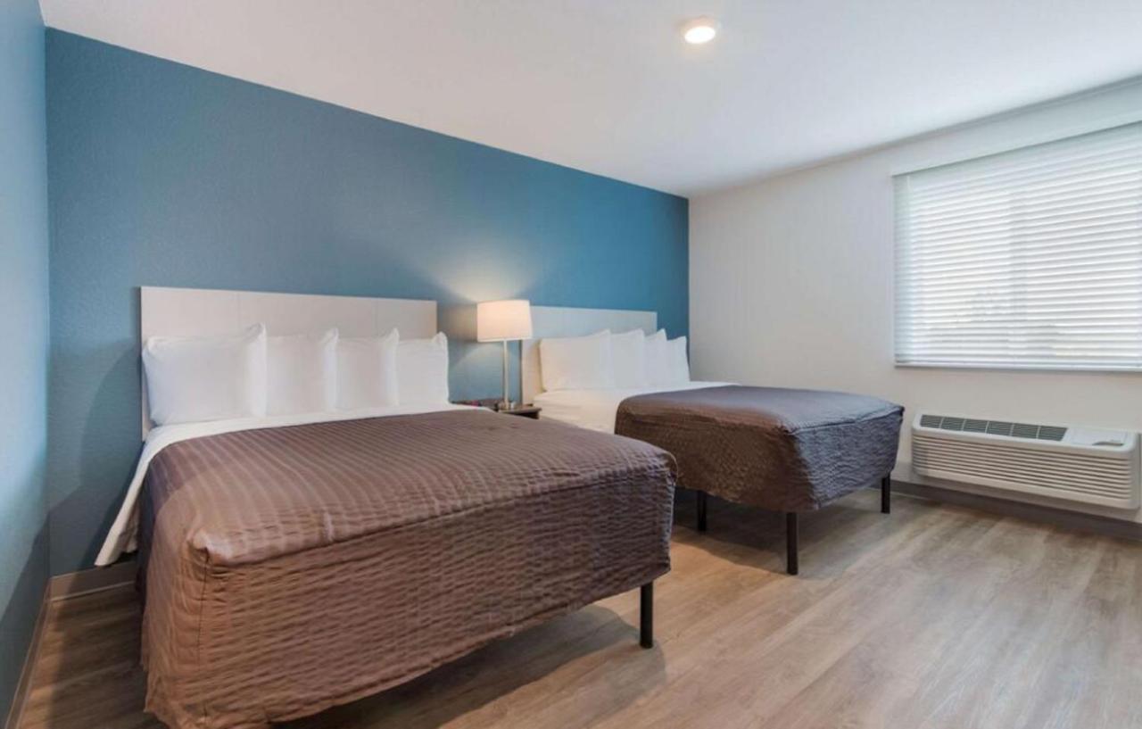 Woodspring 2* Allentown
