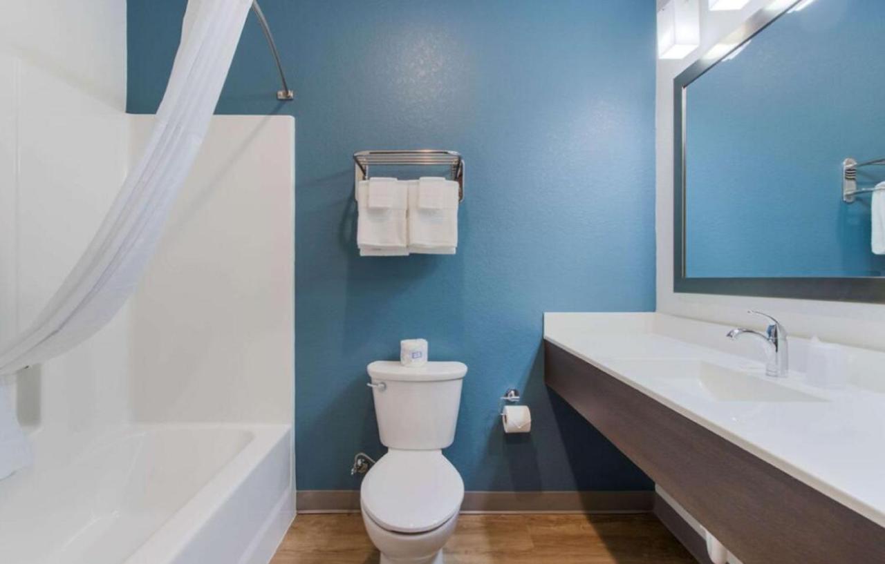 Woodspring Hotel Allentown