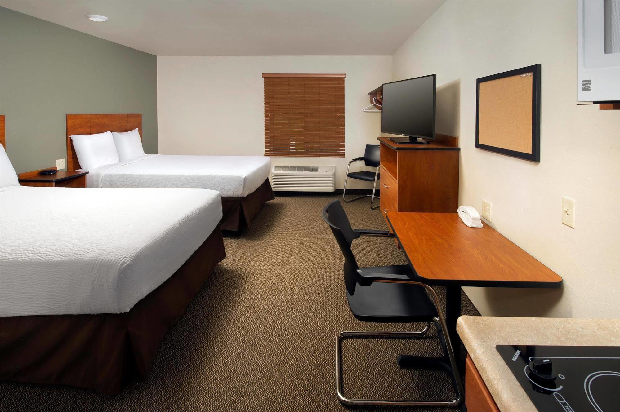 Woodspring Hotel 2*